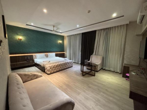 Hotel Elegant INN